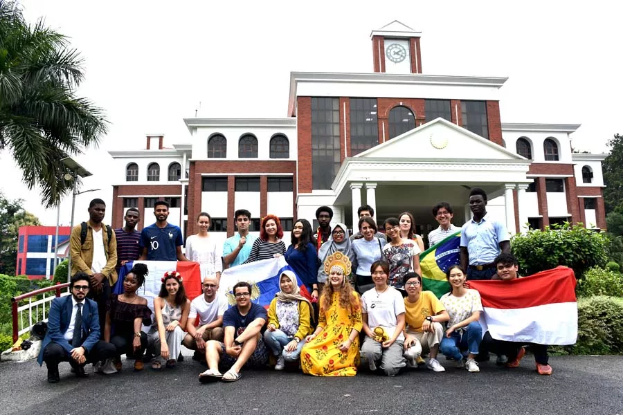 Global-Village-04