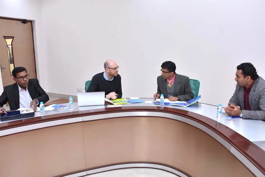 Delegations_Pharos_Education_France_03