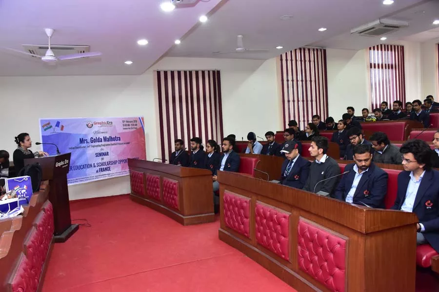 Higher_Education_Scholarship_Opportunities_at_France_02