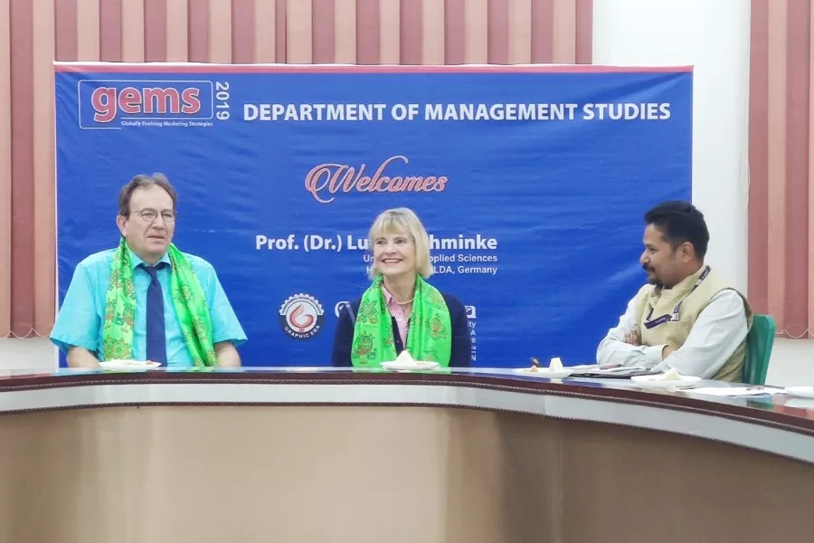 strategic-management-and-contemporary-marketing-trends-graphic-era-deemed-to-be-university-1