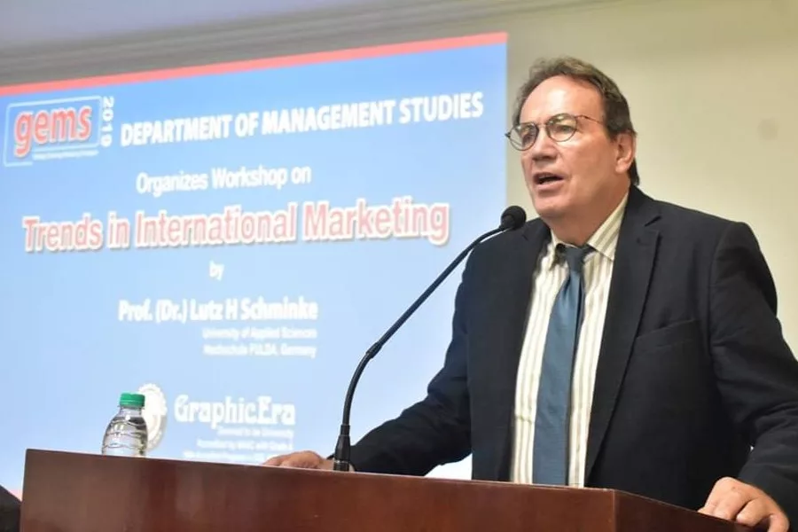 international-marketing-trends-graphic-era-deemed-to-be-university-3