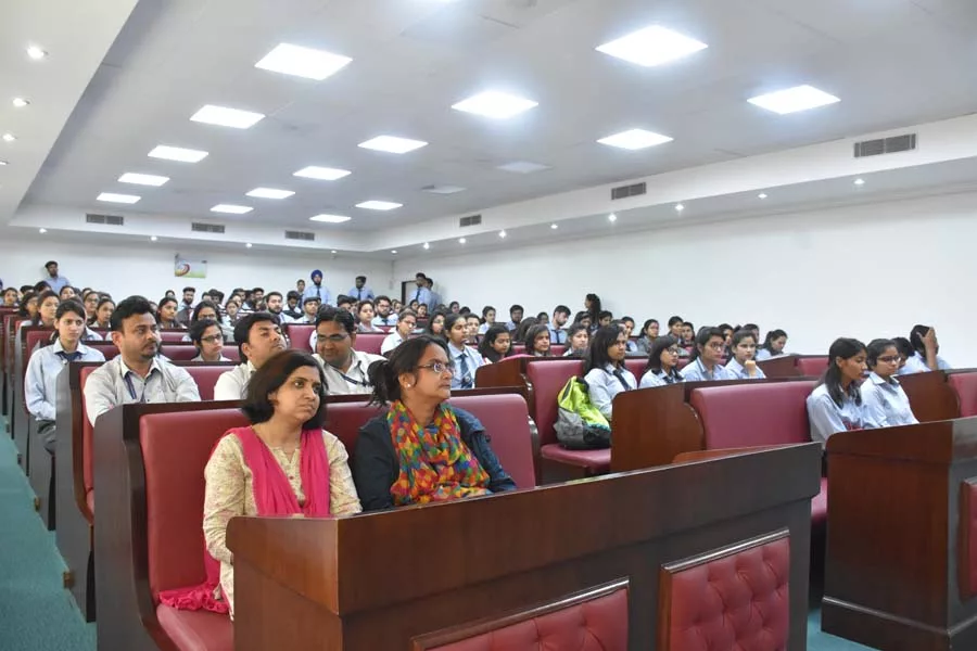 academia-interaction-graphic-era-deemed-university-2