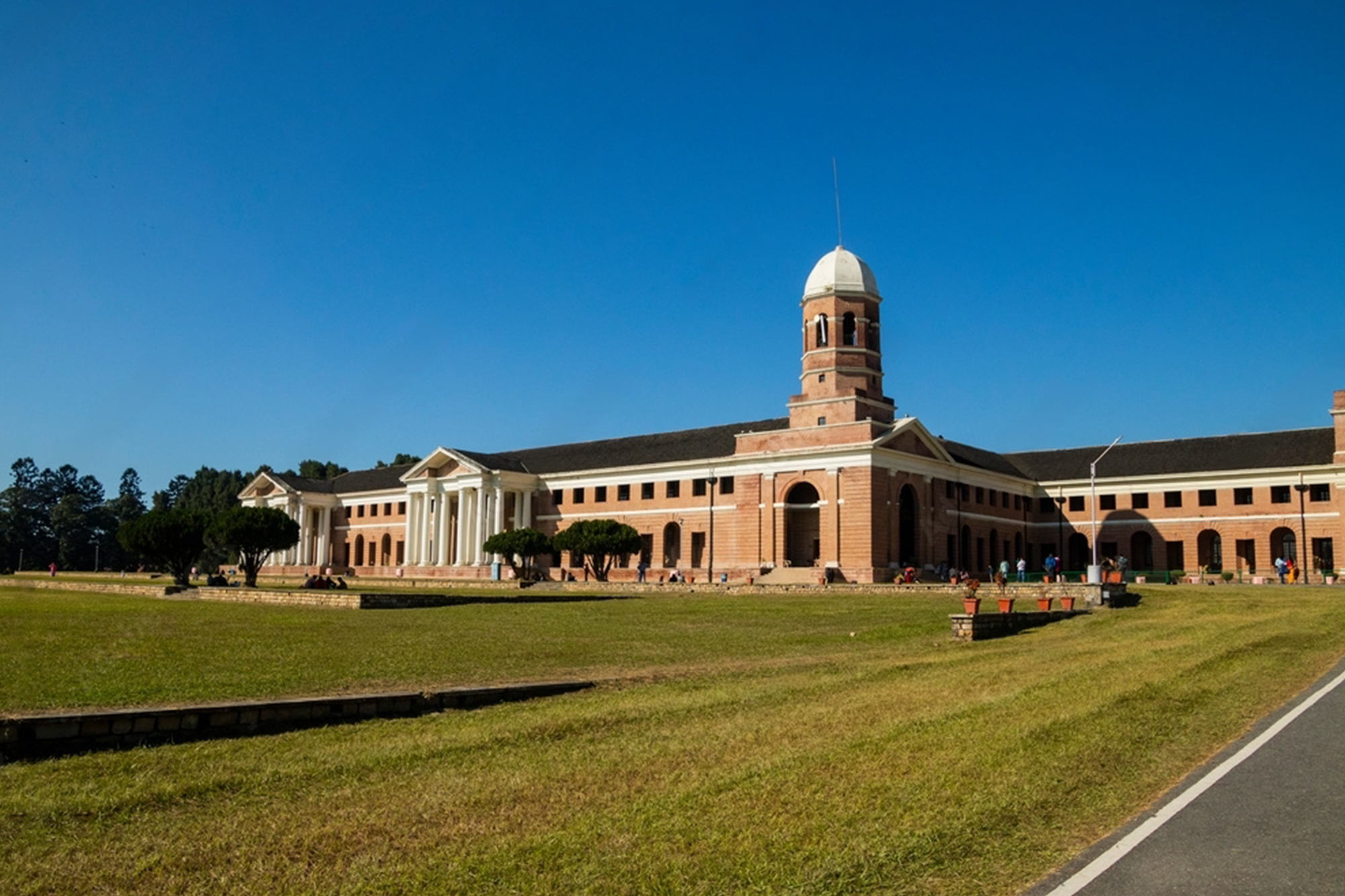 Six Reasons To Live in Dehradun